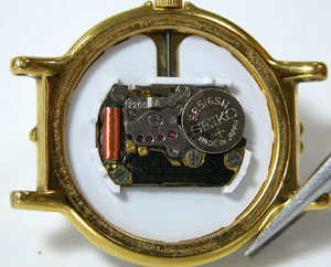 YSL�C�u�T�����[����2200���[�u�����g