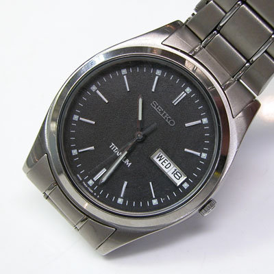 SEIKO 7N43-9090 TITTAN'