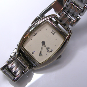 Agnis.b V700-5110 �A�j�G�X�E�x�[