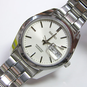 PERPETUAL CALENDER 8F33-0040