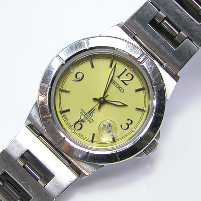 LUKIA Perpetual Calender 4F32-0180